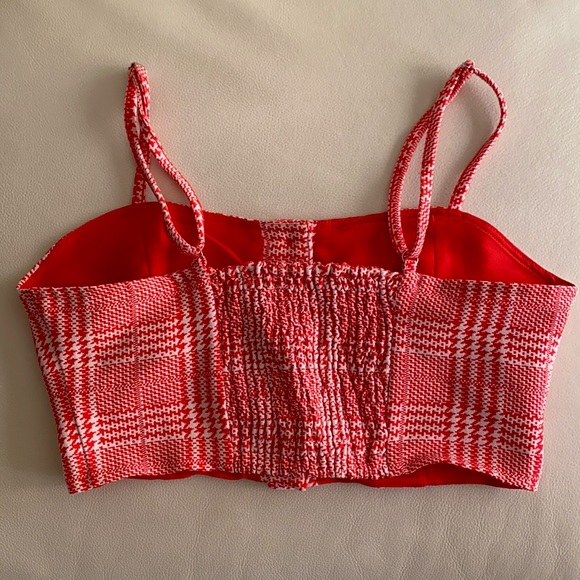 ♡  Cute red gingham crop top ♡ - Picture 2 of 4